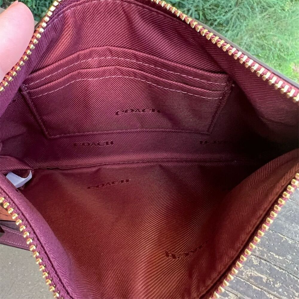 COACH Women's Pebble Leather Wristlet Wallet Vintage Mauve w Gold Hardware NWT - Picture 10 of 11